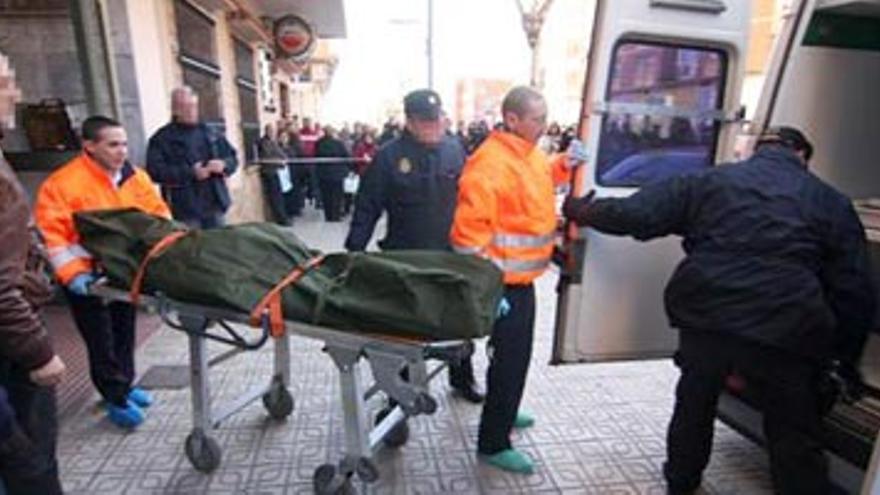 Un vecino de Badajoz mata a su exmujer de un tiro en la cabeza y después se suicida