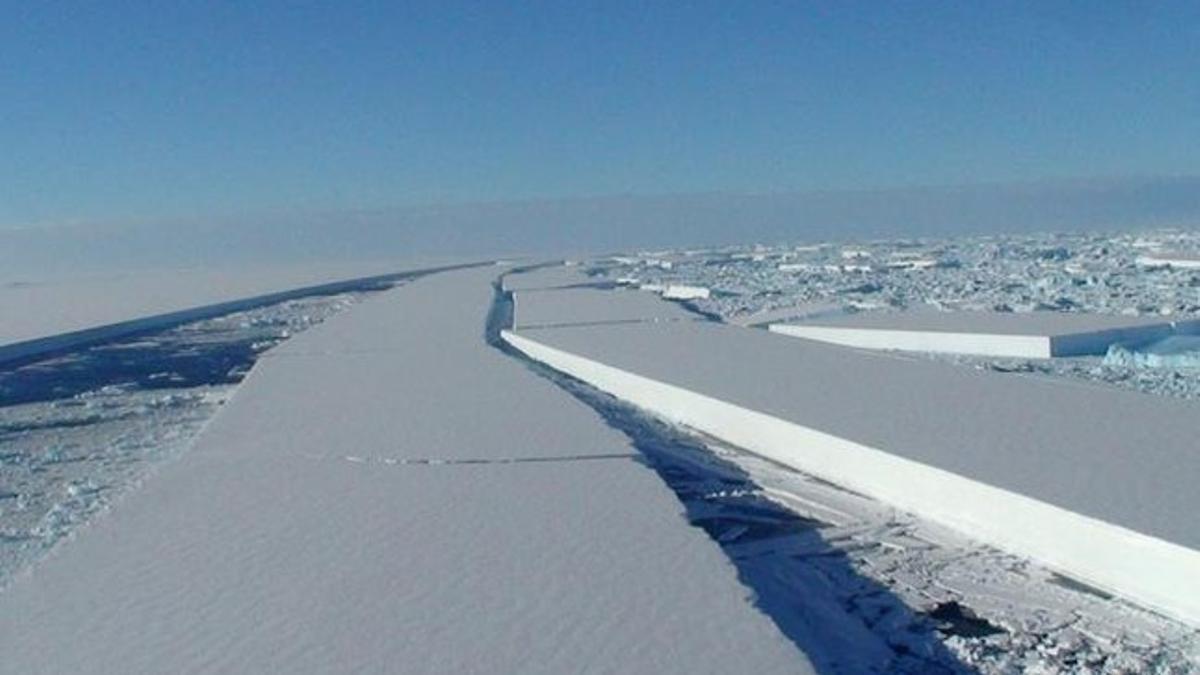 Bloque de hielo en la Antártida.