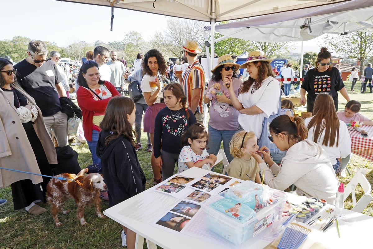 Ambiente en el Festival Picnic Sesións en Radio Costeira (Saiáns)