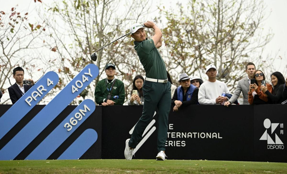 El chino Li Haotong es el primer lider del torneo en Macao con una gran vuelta de 63 golpes (-7)