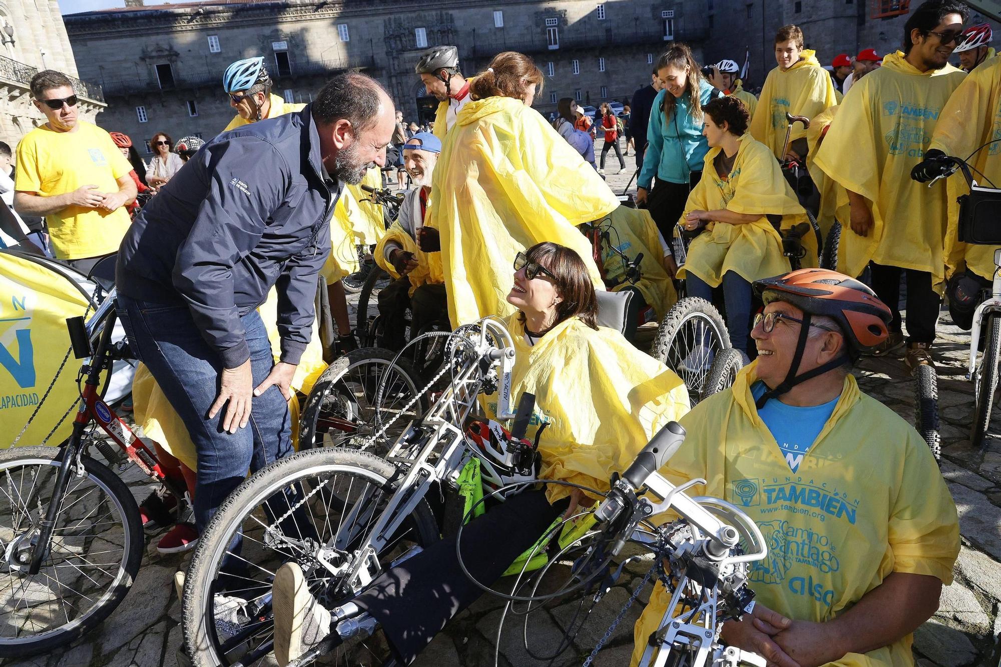 Vicente del Bosque e Irene Villa, en Santiago con el Camino de Valores por la inclusión