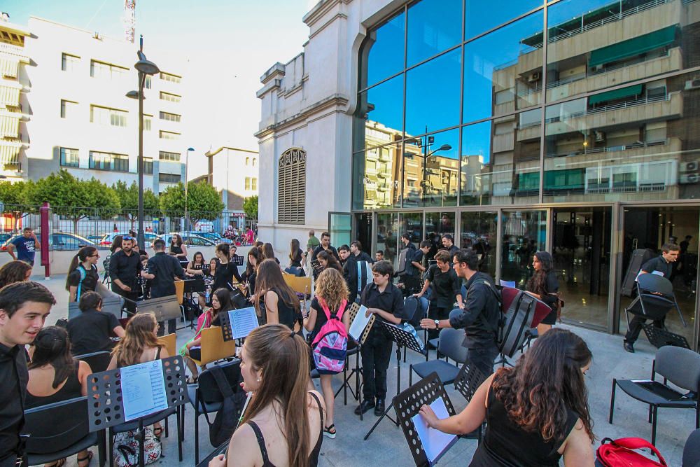 Los alumnos del Conservatorio profesional de Música Pedro Terol ofrecen un concierto