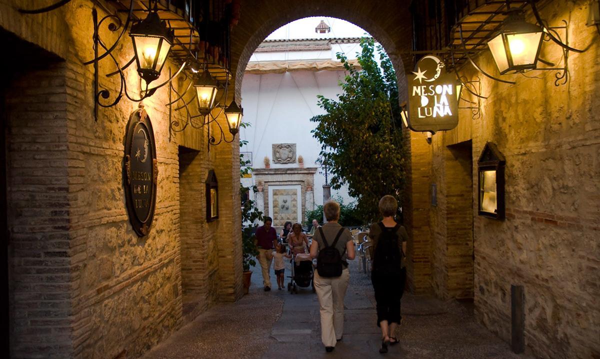 Judería de Córdoba, a una hora de Málaga