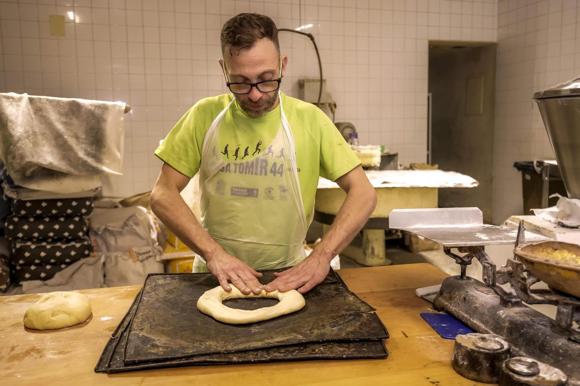 Roscones de Reyes en el Forn de Baix de Lloseta