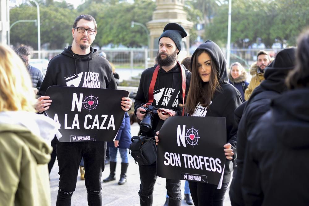 Protesta en A Coruña contra la caza de zorros