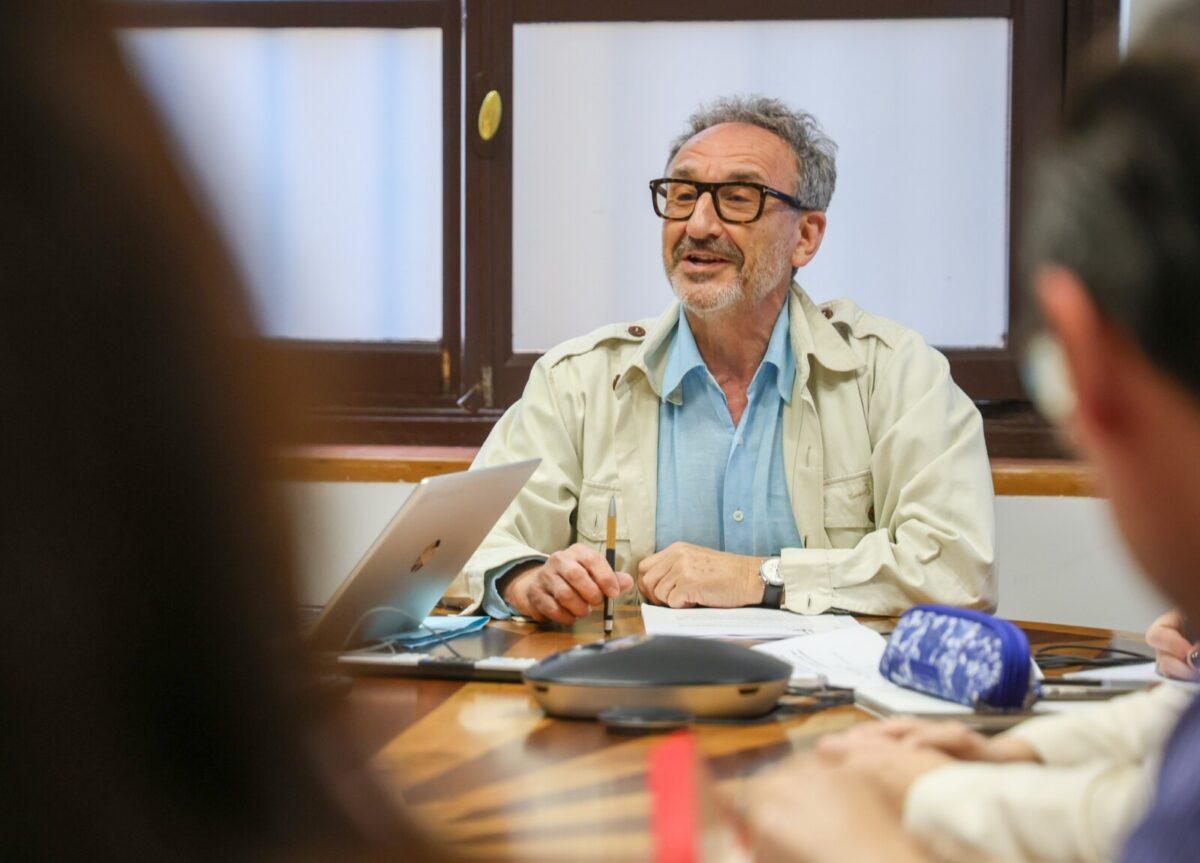 Florentino Delgado, durante la comisión de Empleo, Desarrollo Económico y Planeamiento