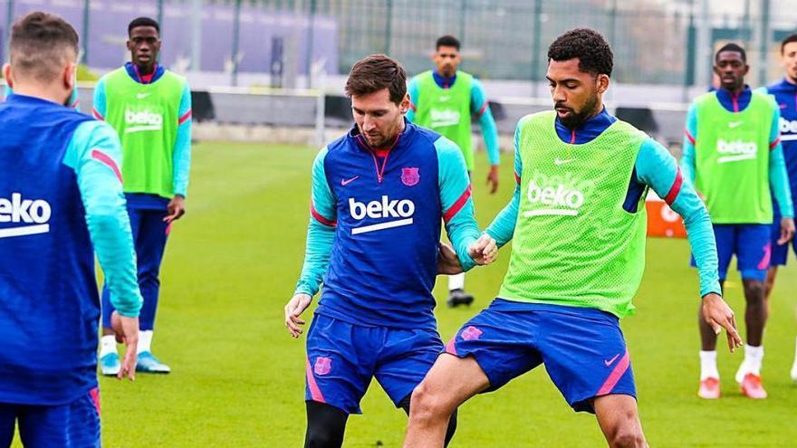 La plantilla del Barcelona es va entrenar ahir al matí a la Ciutat Esportiva.