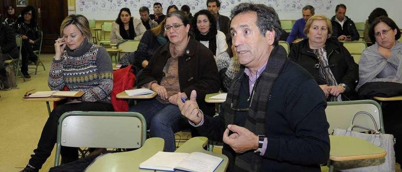 Andréz González Bellido durante la formación en el IES Laxeiro de Lalín. // Bernabé/Javier Lalín