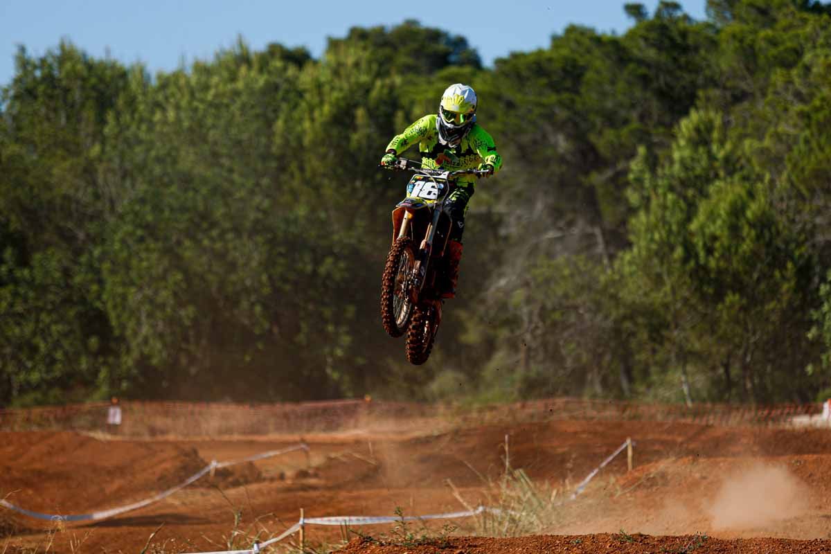 Motocross para valientes en Santa Eulària