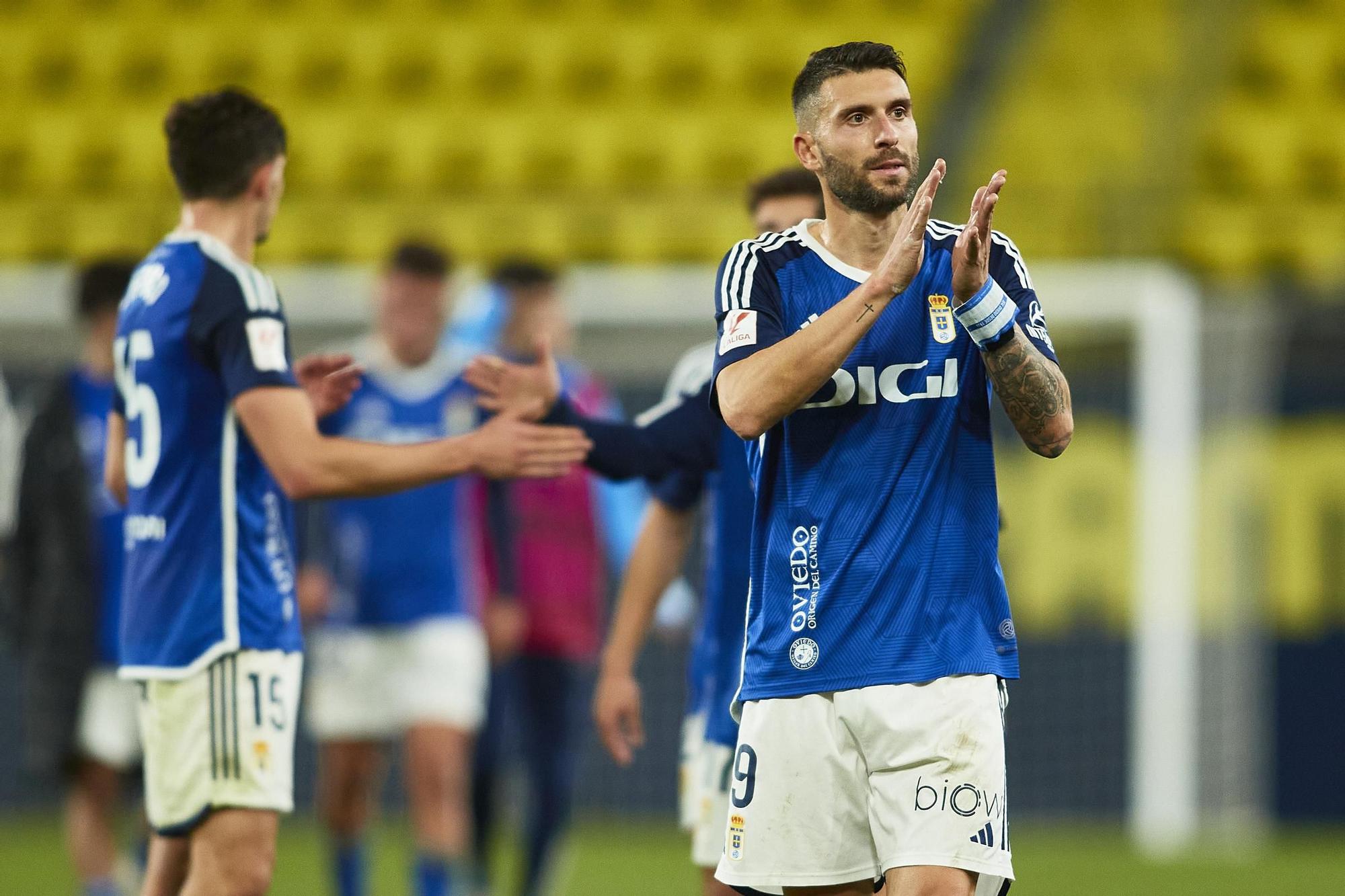 El partido entre el Villarreal B y el Real Oviedo, en imágenes