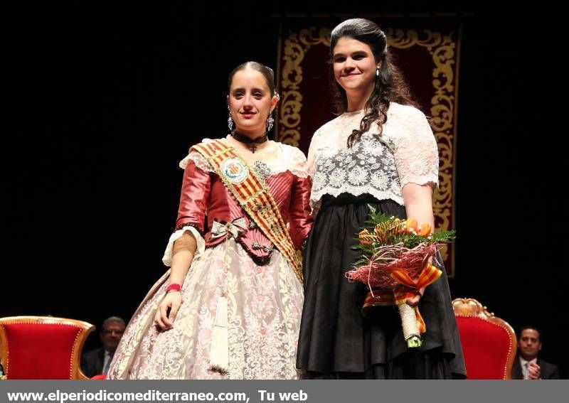 GALERIA FOTOS -- Vila-real homenajea a la reina y damas de fiestas