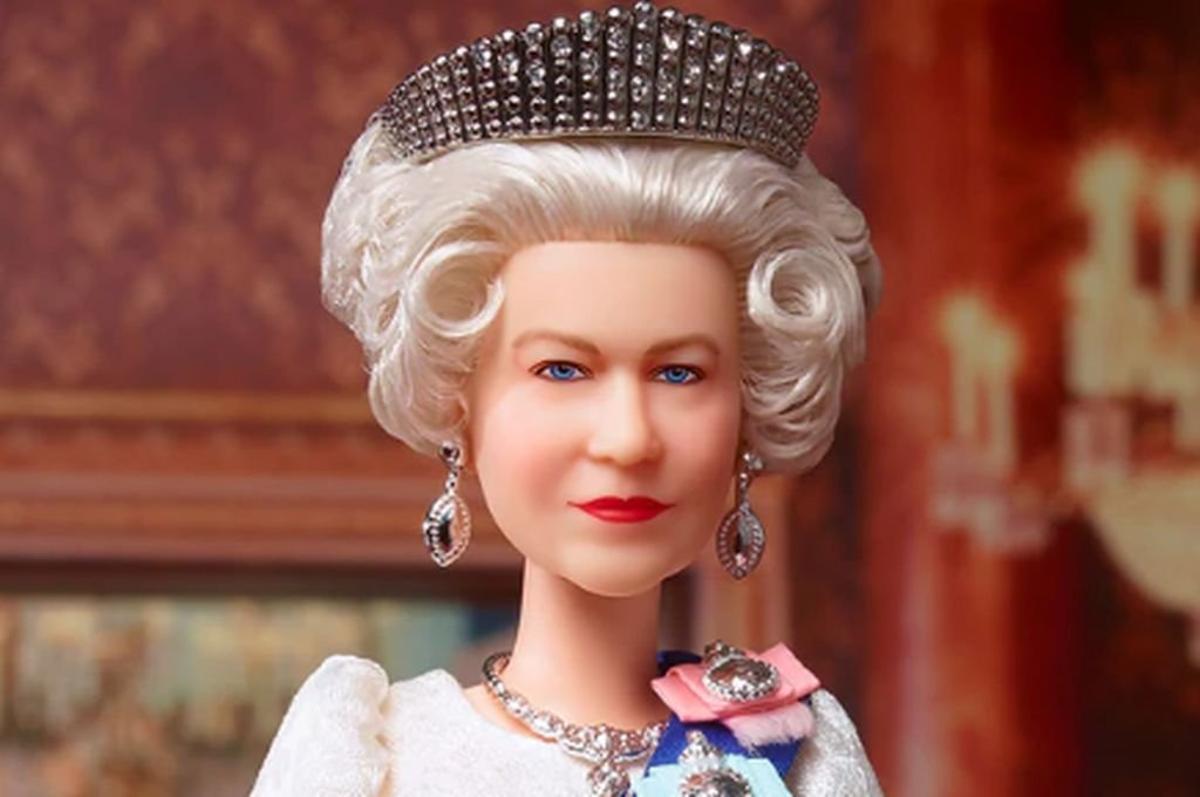 Barbie Muñeca con la firma de la Reina Isabel II Multicolor| Kidinn