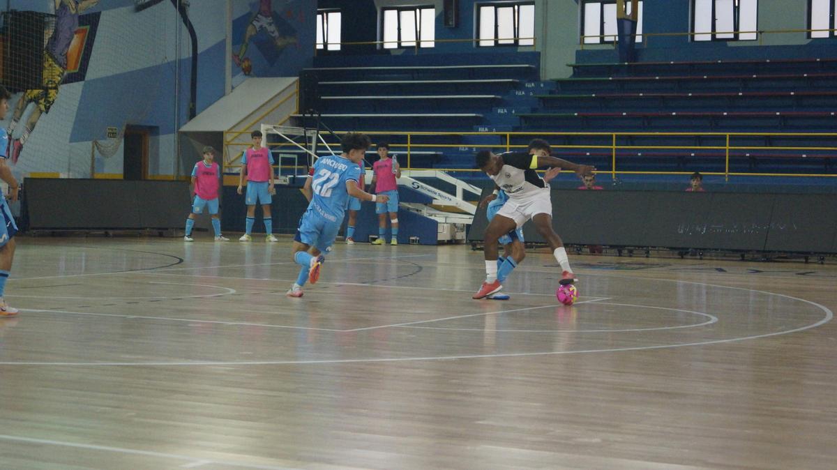 GALERÍA | Honrosa derrota del Caja Rural River Zamora