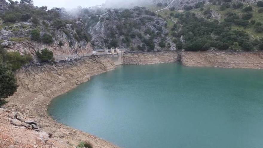 Die Stauseen sind die sichtbaren Wasserspeicher. Noch wichtiger ist aber das Grundwasser.