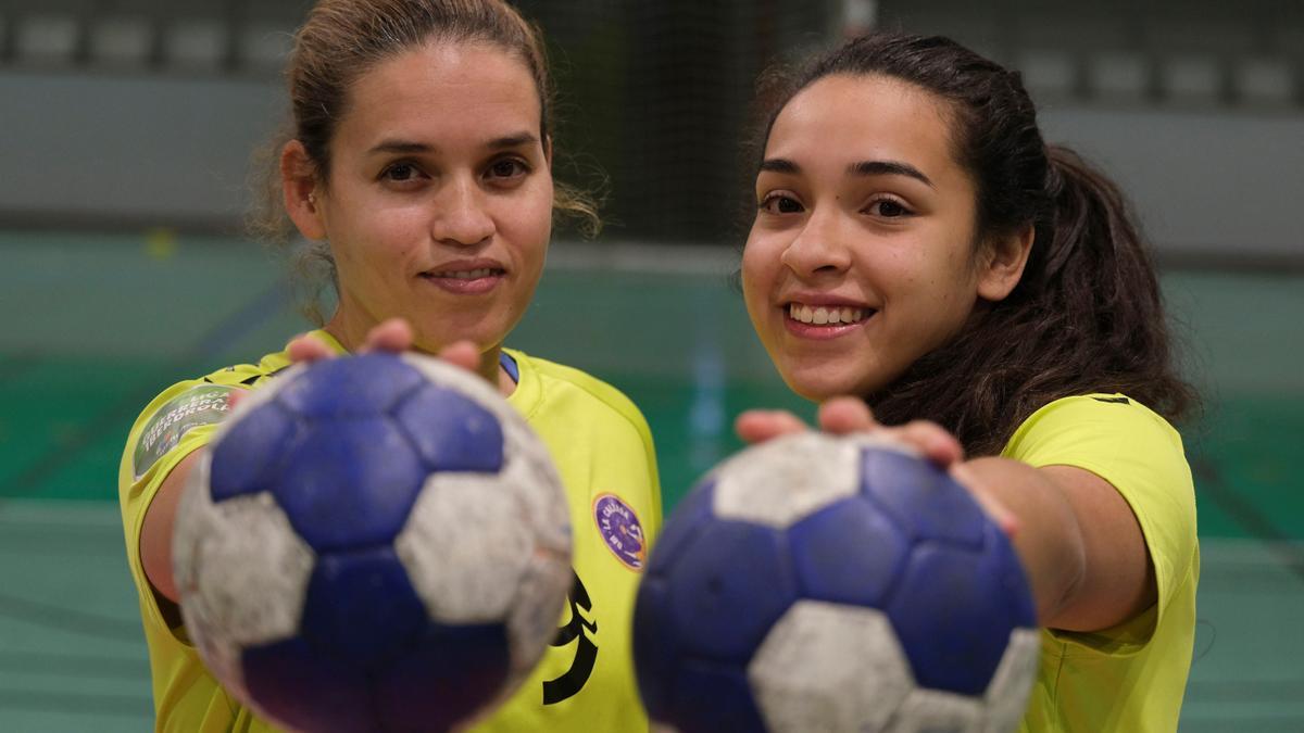 Madre e hija comparten equipo