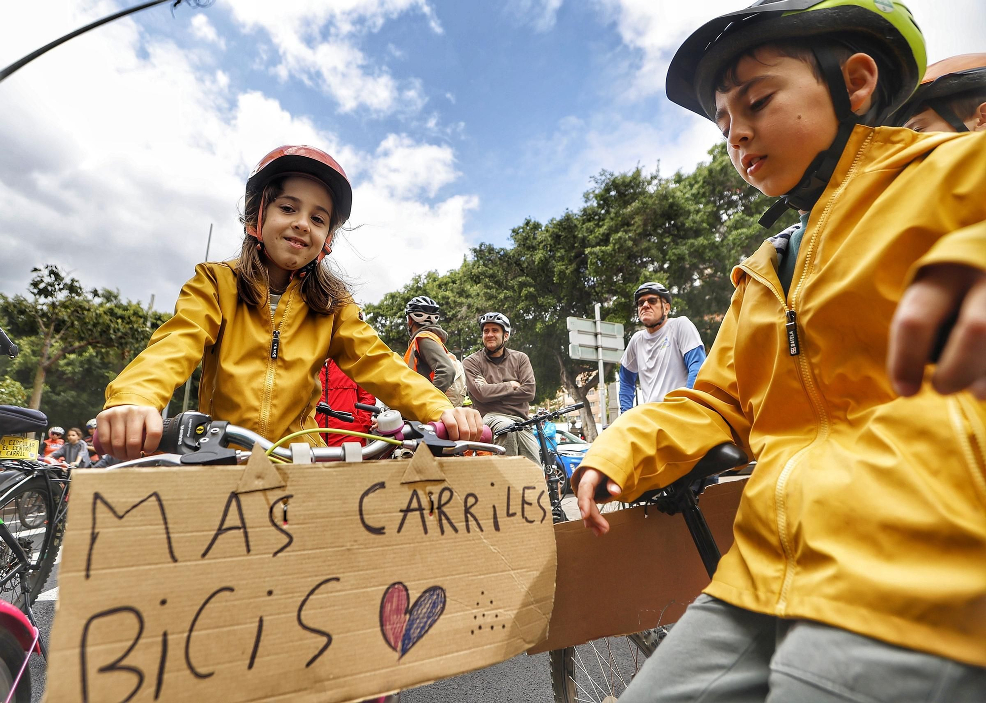 Manifestación a favor de los carriles bicis en Santa Cruz de Tenerife