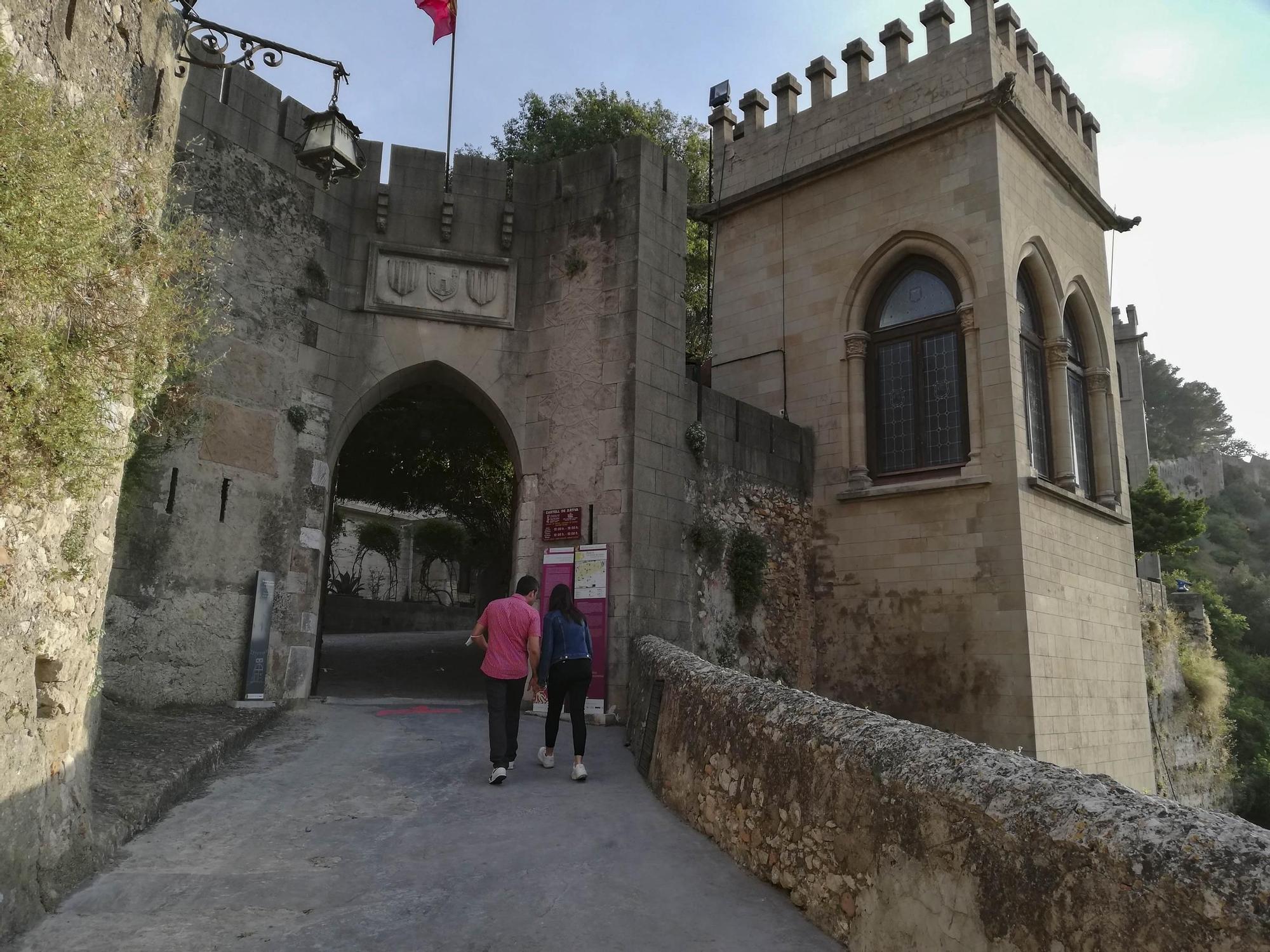 Xàtiva avanza hacia un turismo inclusivo en el castillo