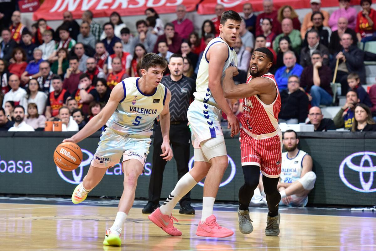 Sergio de Larrea y Jaime Pradilla, en el partido de la primera vuelta ante el UCAM Murcia.