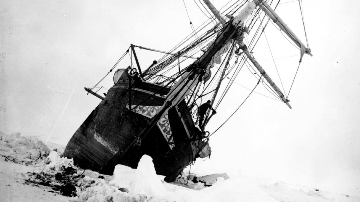 El Endurance atrapado en el hielo durante la Expedición Imperial Transatlántica.