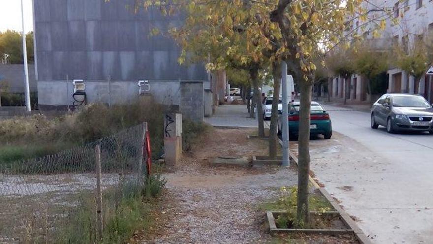 Solsona analitza opcions per acabar amb els perills del carrer Pere Màrtir