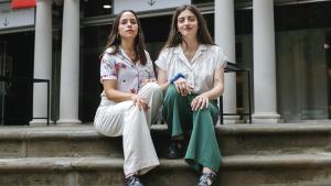 Tarta Relena son Marta Torrella y Helena Ros.