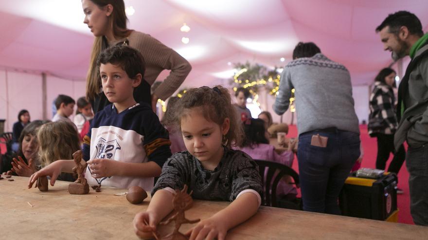 Tres colegios de Castrillón ofertan campamentos navideños y el de Campiello, comedor