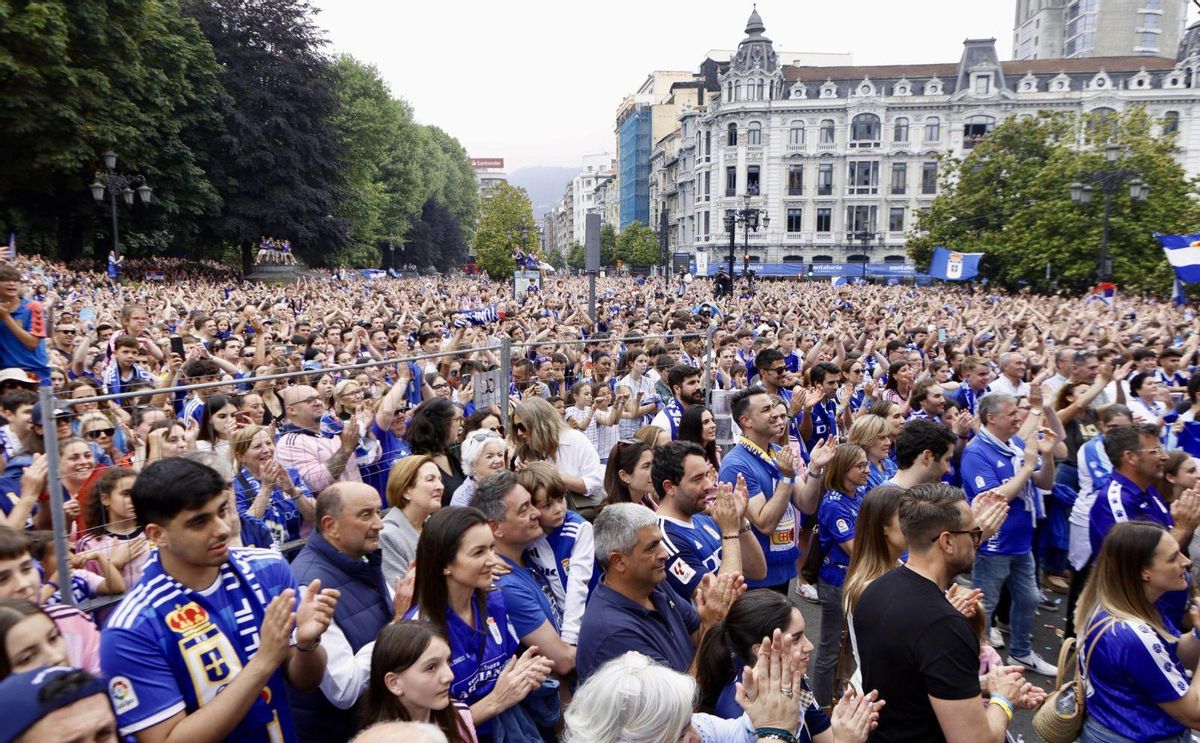 Estos días azules