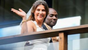 La princesa Marta Luisa de Noruega y Durek Verrett, en la celebración de su boda