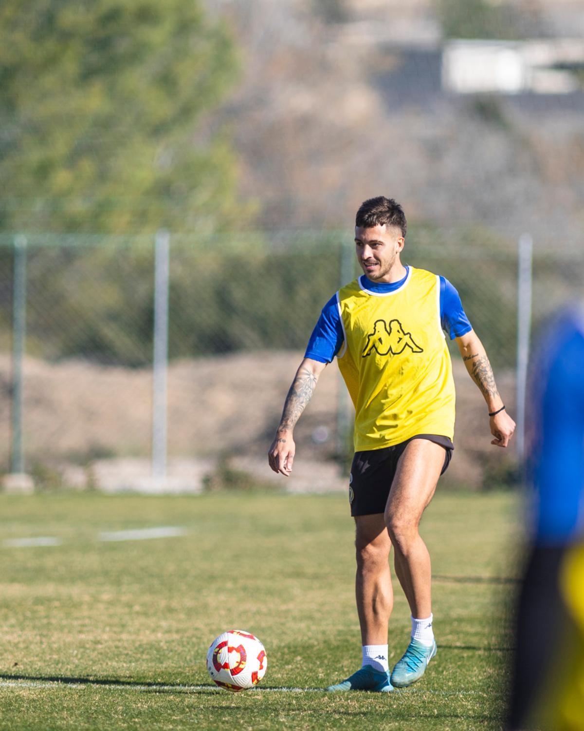 Alejandro Sotillos, durante un entrenamiento esta misma semana, en Fontcalent.