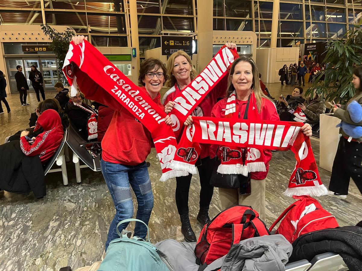 En imágenes | El Casademont Zaragoza viaja a Praga para luchar por una plaza en la Final Six de la Euroliga