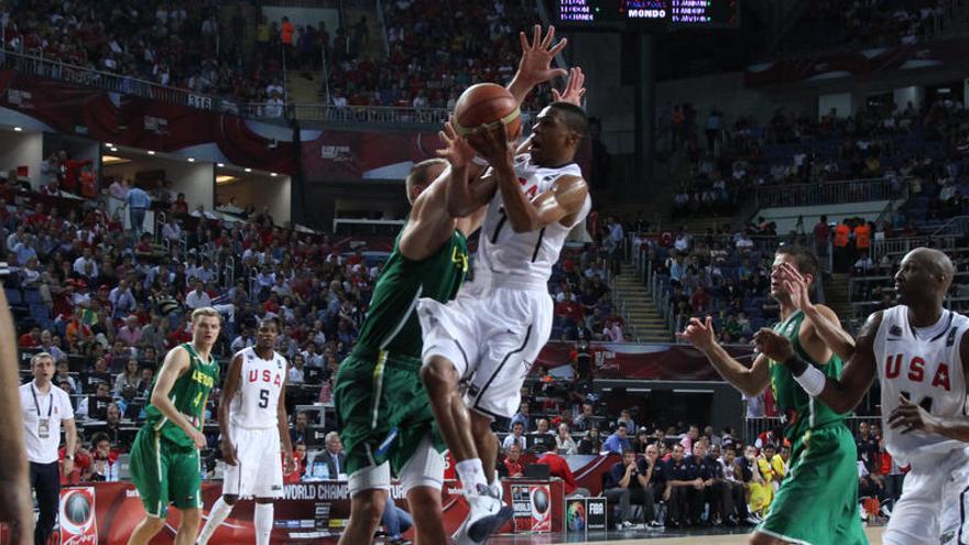 Russell Westbrook, en un partido con la selección estadounidense.