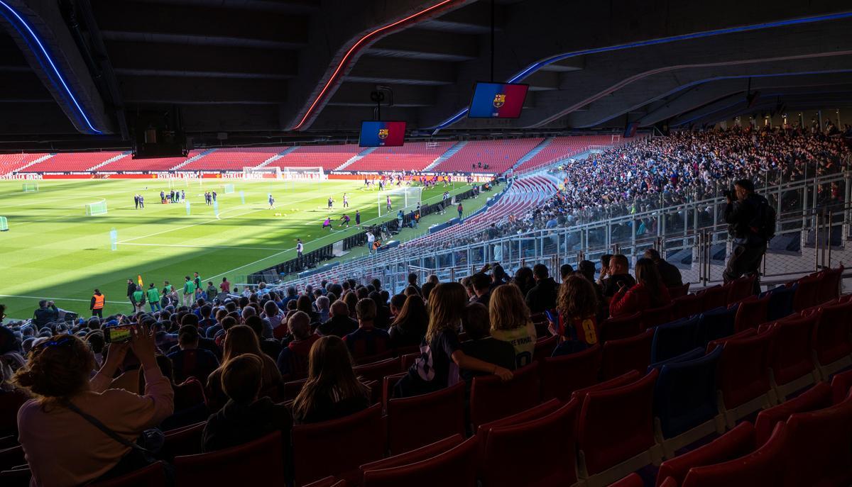 Primer entreno del Barça en el renovado Camp Nou