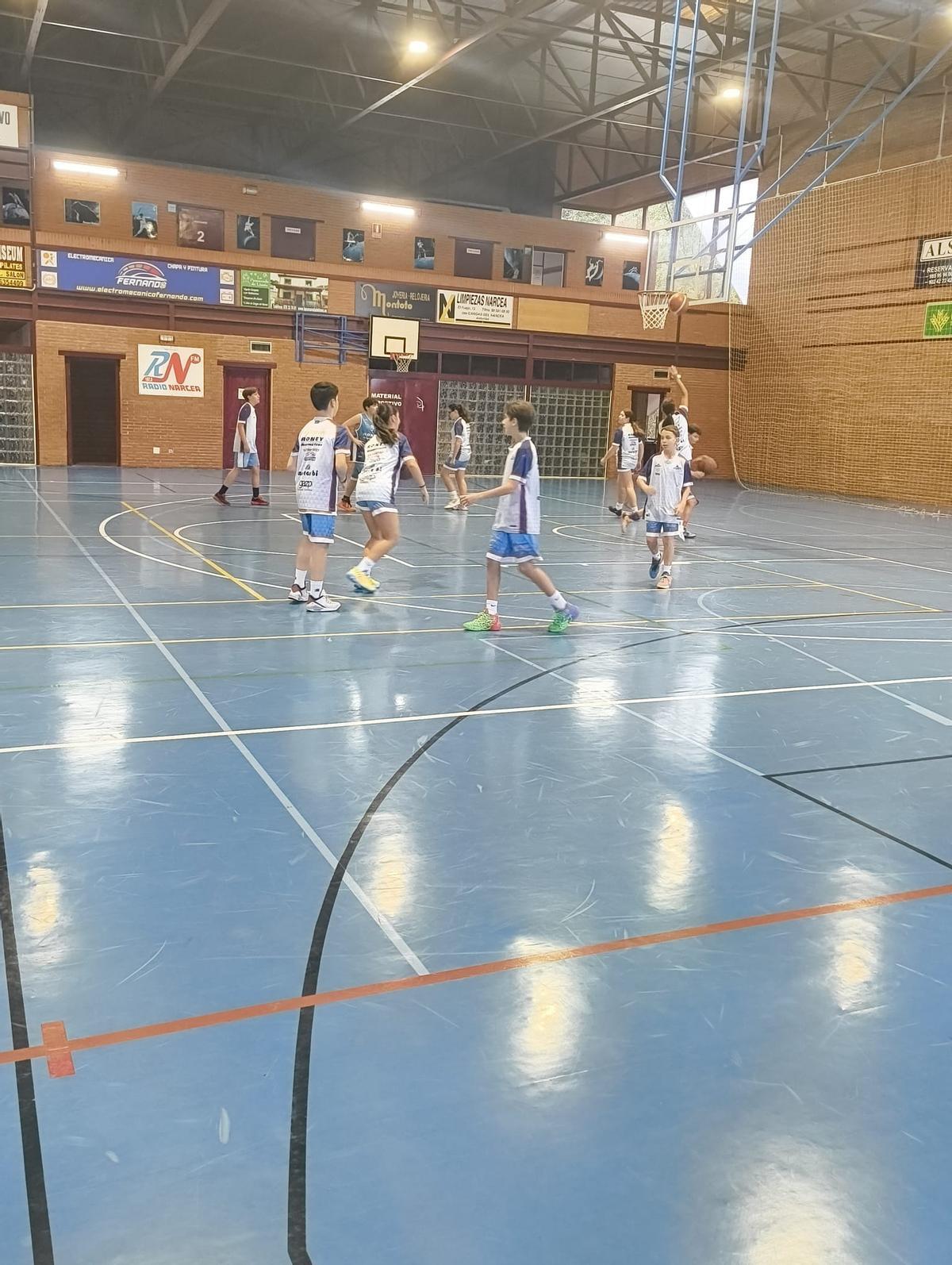 Momento del partido del infantil frente al OCB.