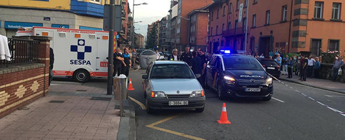Tiroteo en Mieres tras un atraco a un supermercado