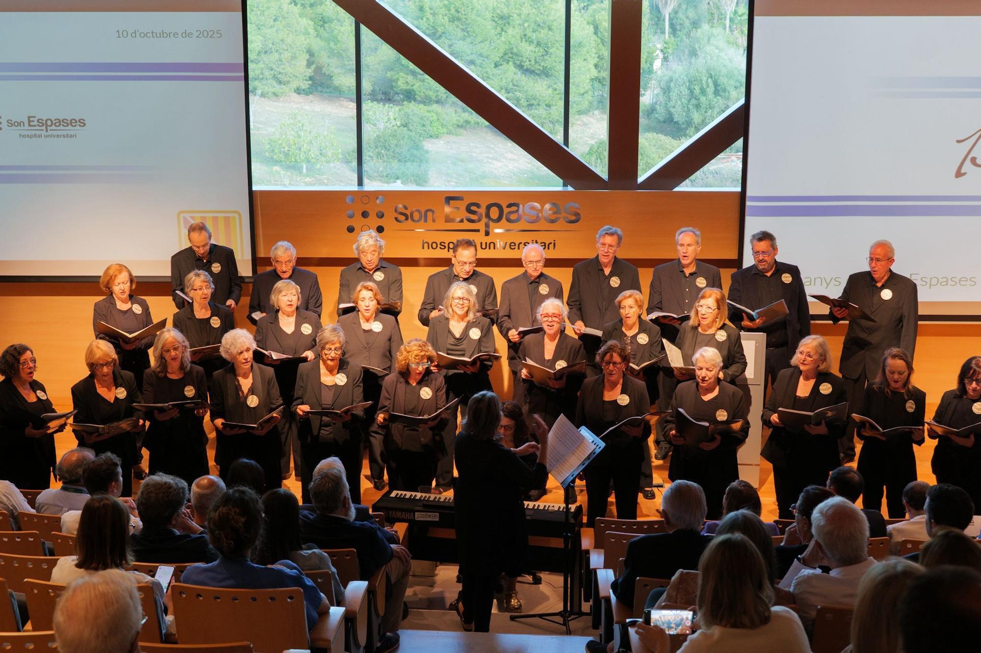 FOTOS | Son Espases celebra sus 15 años con pacientes, asociaciones y profesionales sanitarios: "Nuestra vocación es cuidar"