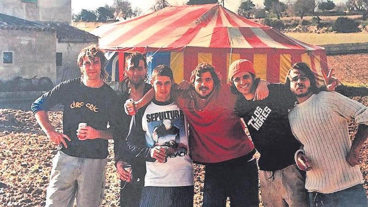 Los primeros años del Circ Bover, con su primera carpa, con la que giraron por toda Mallorca.