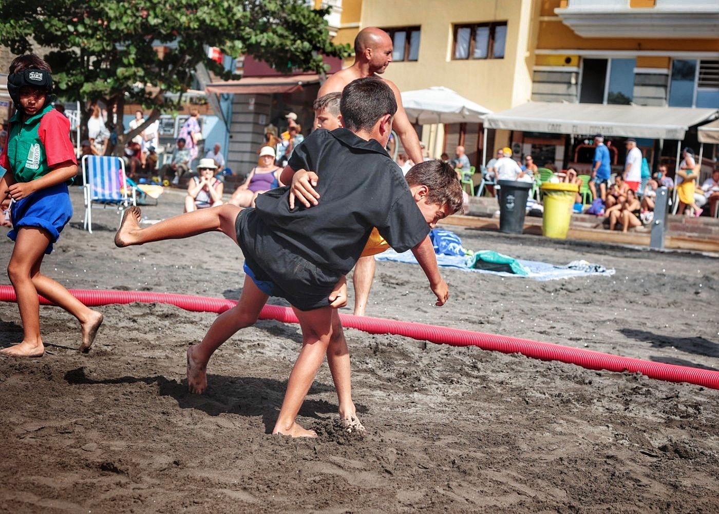 Presentación del proyecto ‘Playa y brega’ para el fomento y promoción de la lucha canaria