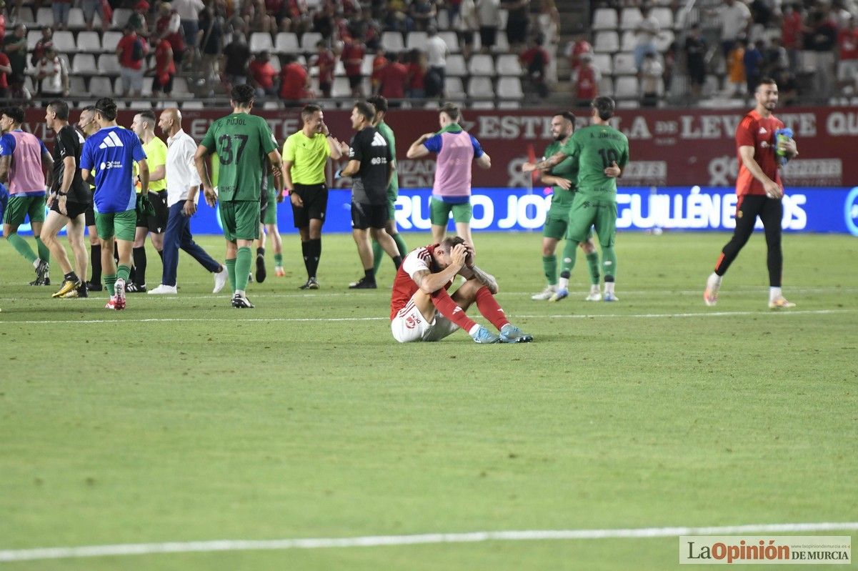 Así fue el encuentro del play off del Real Murcia y el Nástic en la lucha por el ascenso