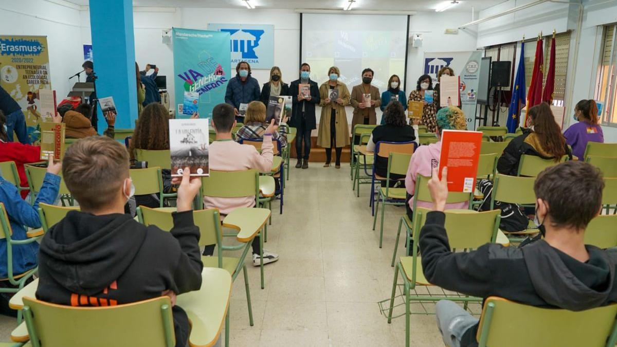 Un momento de la presentación en el IES San Isidoro.