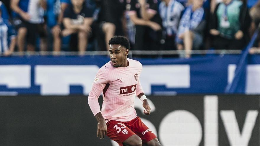 Així juga Aaron Mayol, la perla del València CF que va sorprendre contra l'Alabés