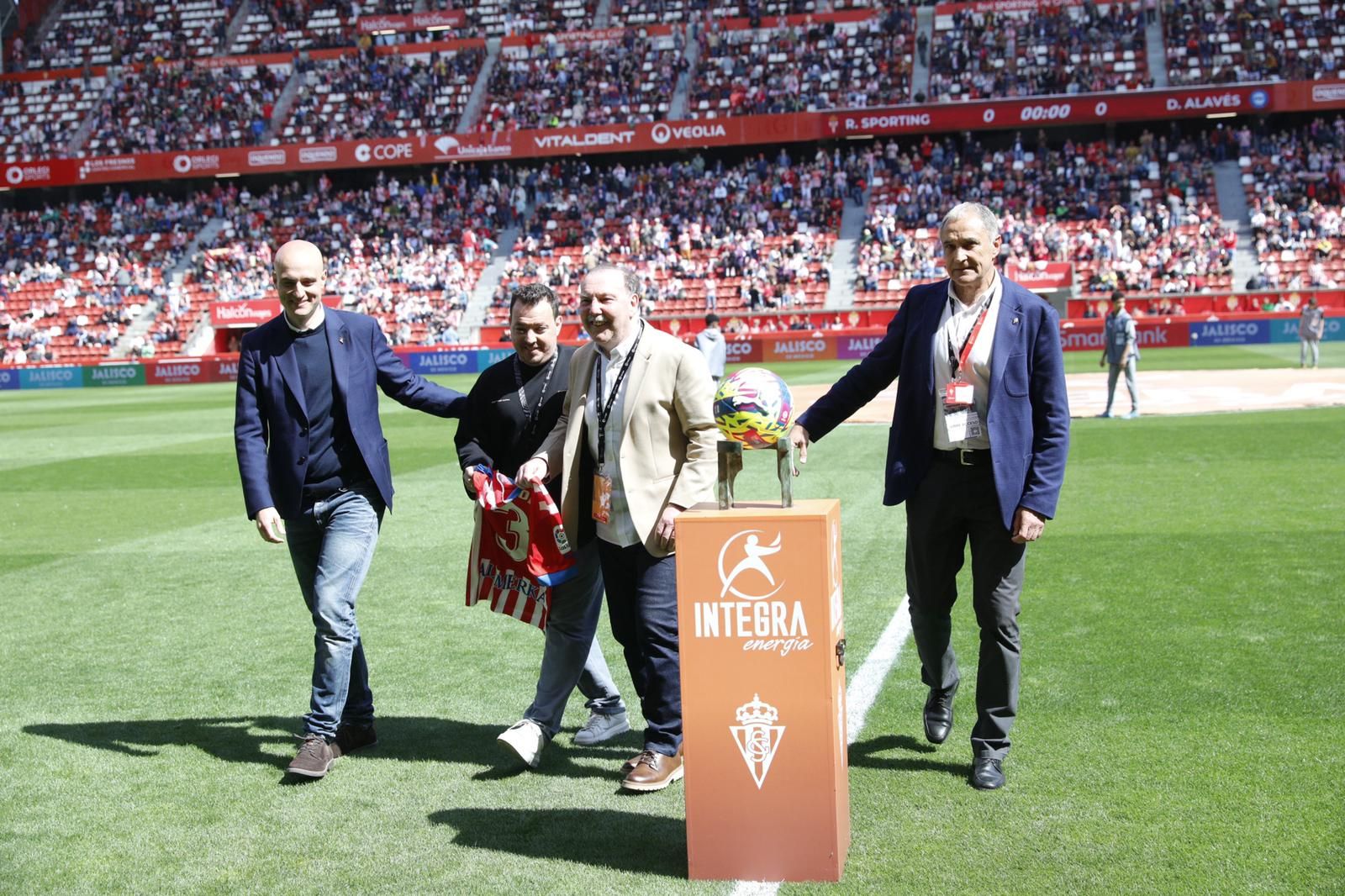 Así fue el encuentro entre el Sporting y el Alavés