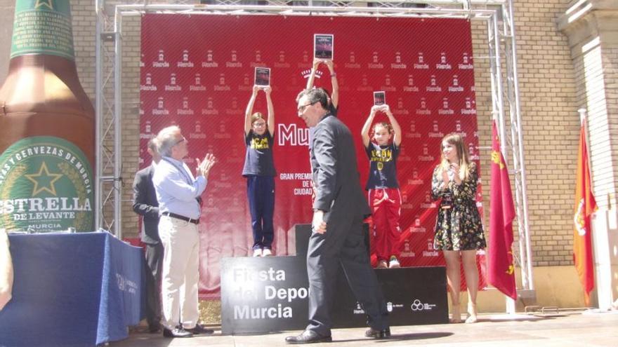 Entrega de premios en el Gran Premio de Marcha Ciudad de Murcia