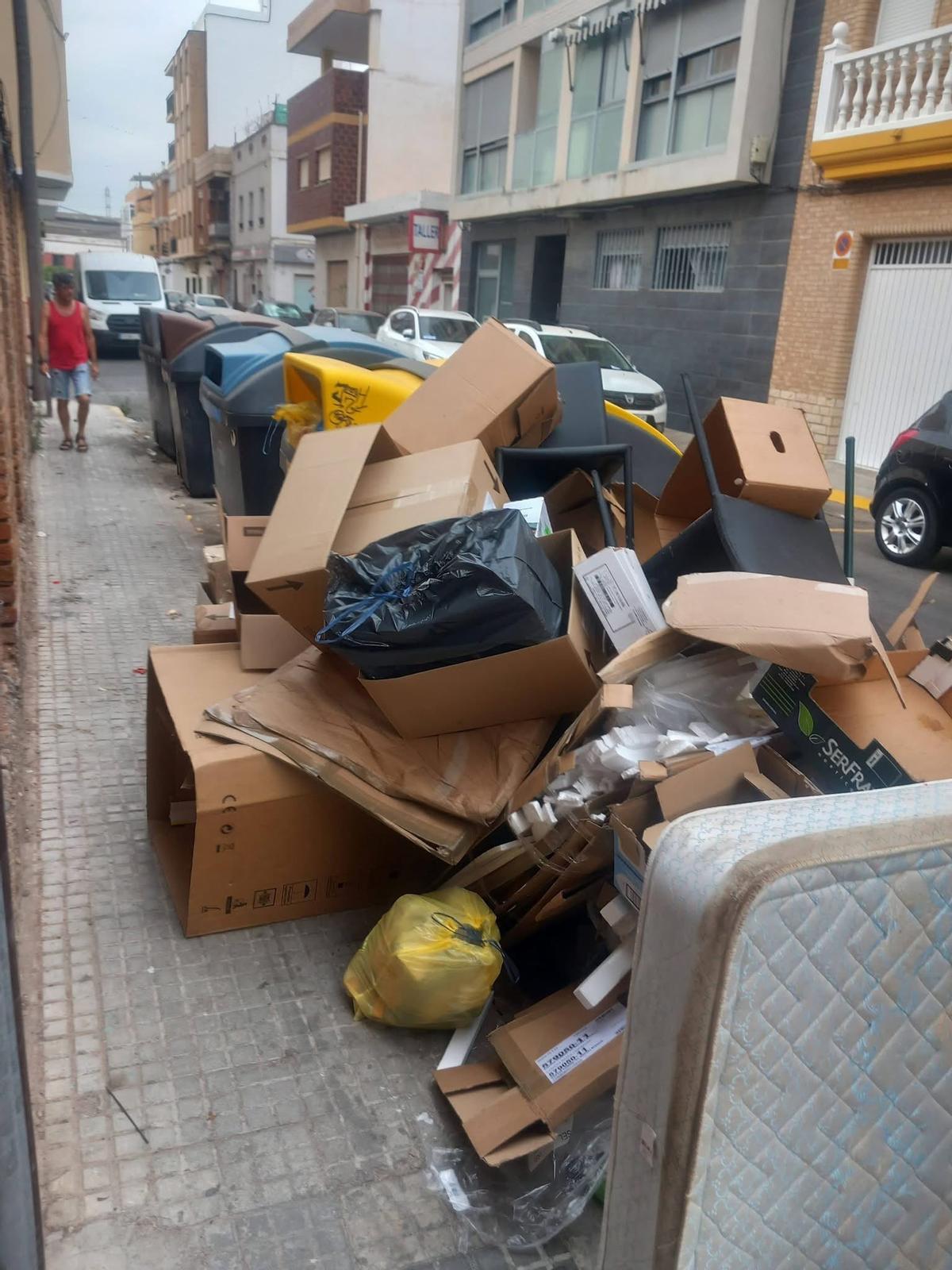 Basura acumulada en la ciudad