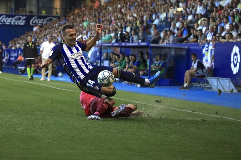 El CD Tenerife cae derrotado en casa de la SD Ponferradina