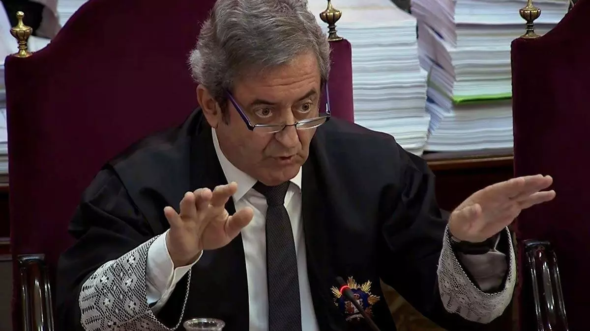 La fiscala atribuye a los acusados convertir Catalunya "en su cortijo particular"