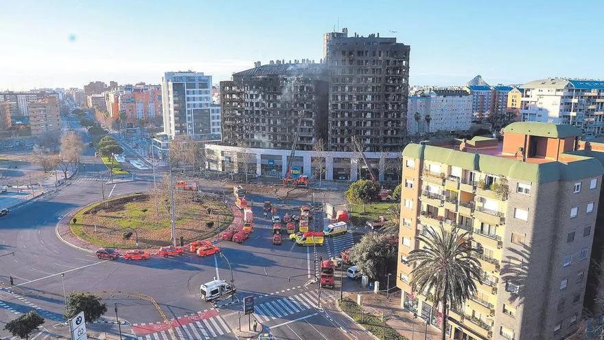 Zamora recuerda a los fallecidos en el incendio de Valencia