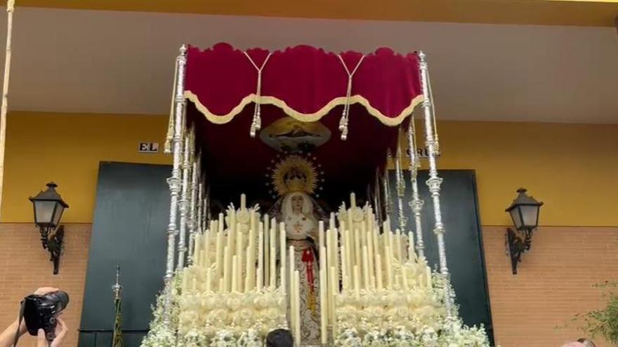 VÍDEO | Así ha sido la salida de la Virgen de la Divina Gracia de Padre Pío