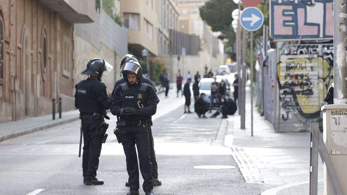 Tensión entre okupas y vecinos en la Bonanova de Barcelona