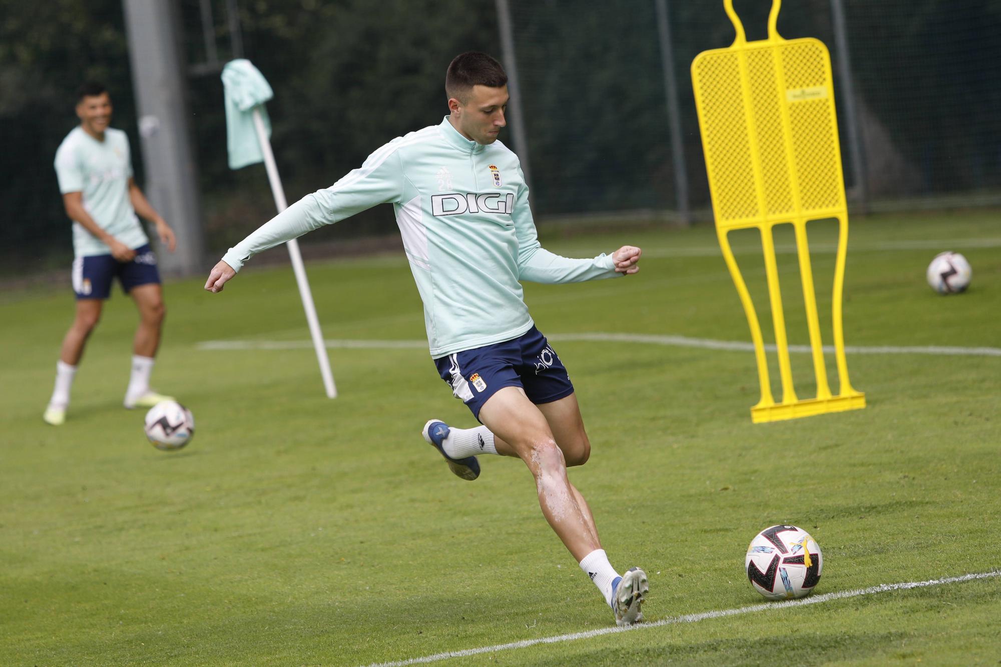 EN IMÁGENES: entrenamiento del Oviedo