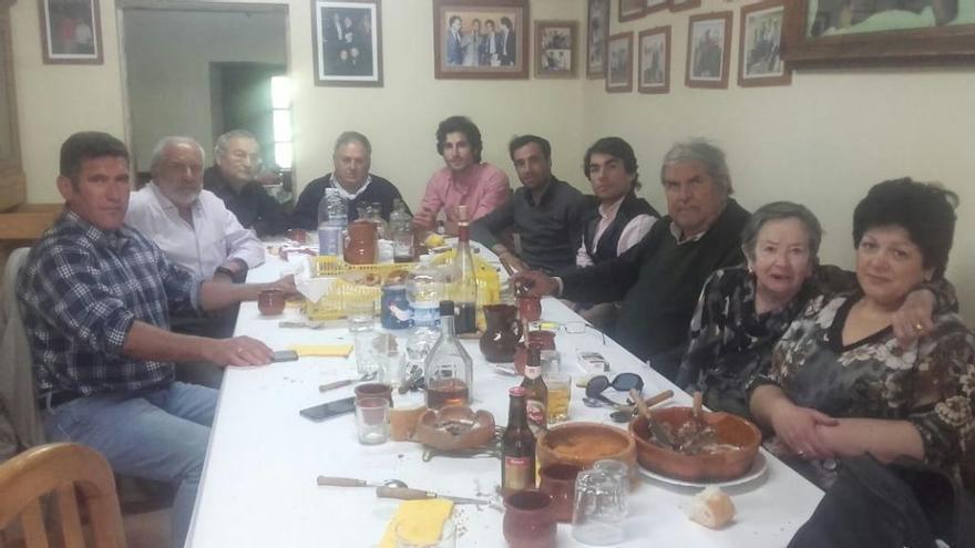 Comida taurina en Bermillo de la Peña López Chaves